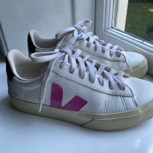 Veja shoes